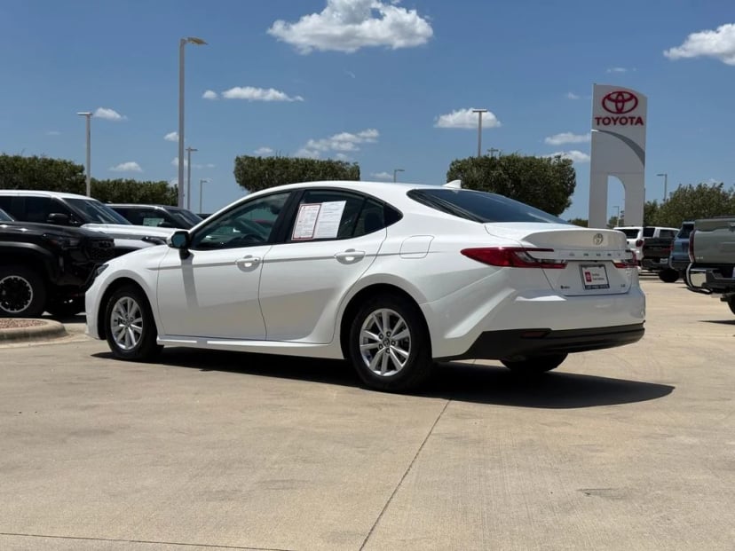 2025 Toyota Camry - Image 3