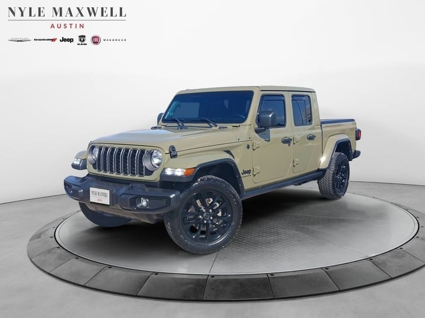 2025 Jeep Gladiator - Image 1