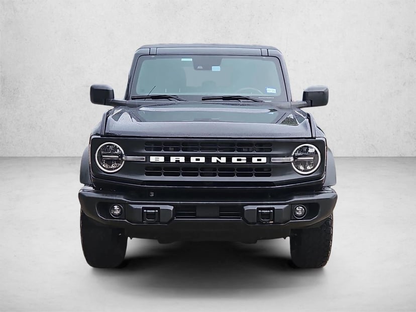 2022 Ford Bronco - Image 3
