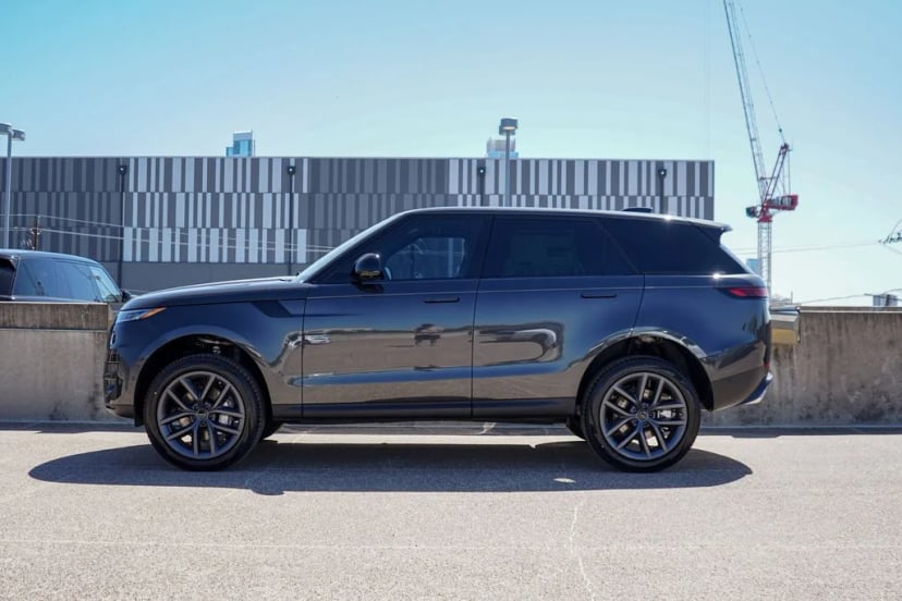 2026 Land Rover Range Rover Sport - Image 2