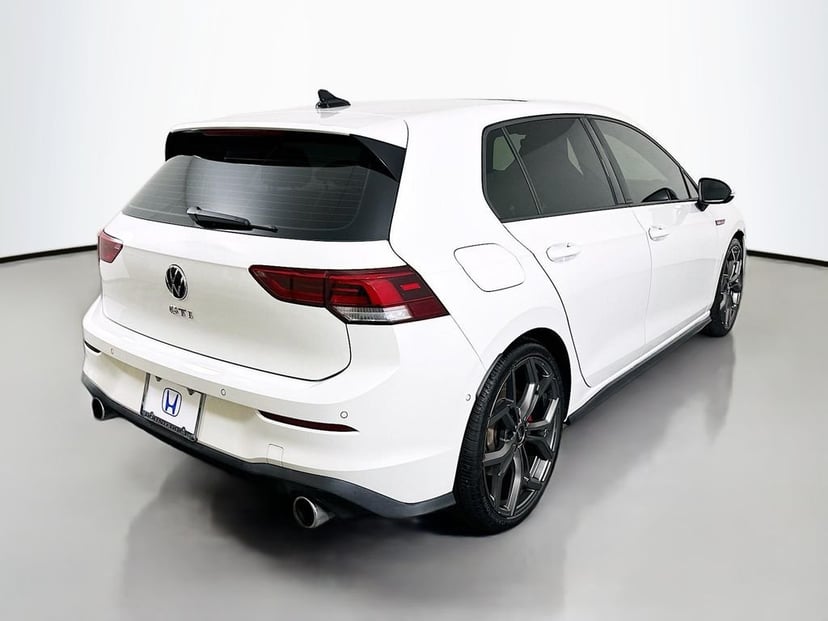 2024 Volkswagen Golf GTI - Image 3
