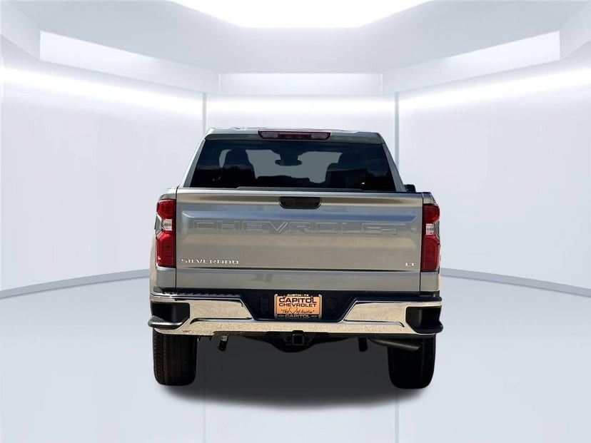 2026 Chevrolet Silverado 1500 - Image 3