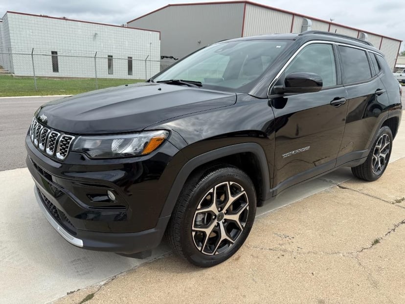 2025 Jeep Compass - Image 1