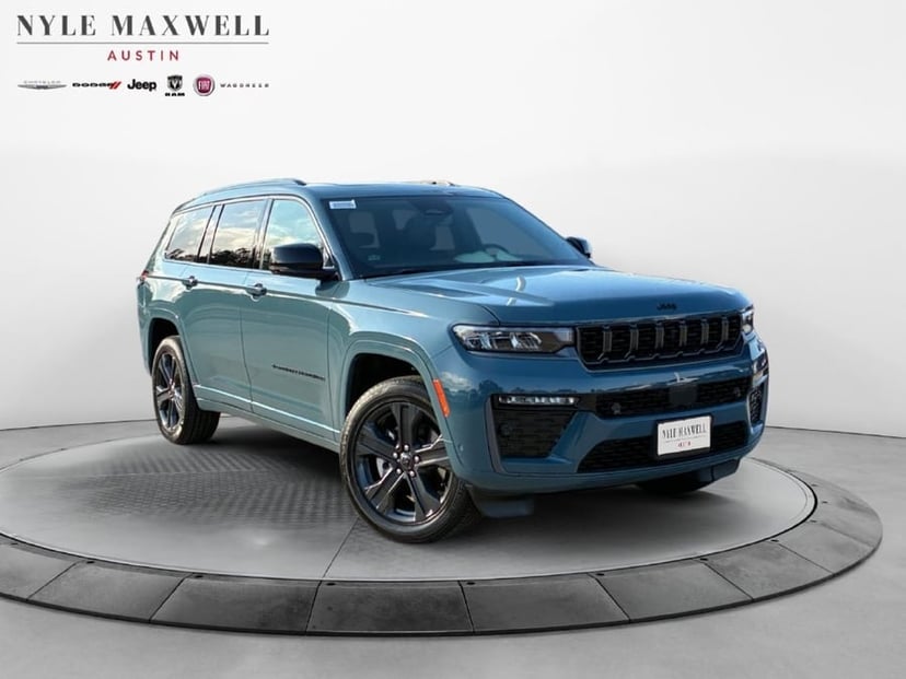 2027 Jeep Grand Cherokee L - Image 1