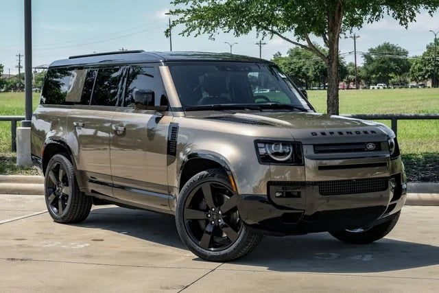 2026 Land Rover Defender - Image 1
