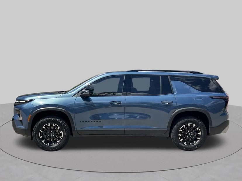 2025 Chevrolet Traverse - Image 1
