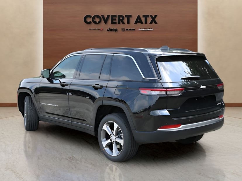 2026 Jeep Grand Cherokee - Image 3