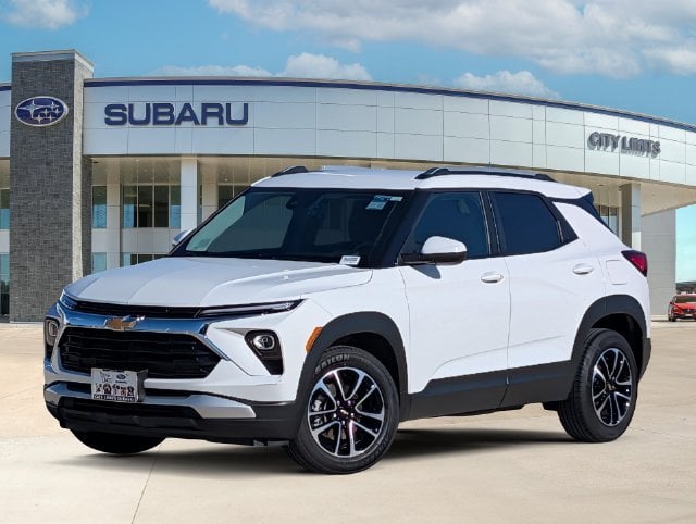 2025 Chevrolet TrailBlazer - Image 1
