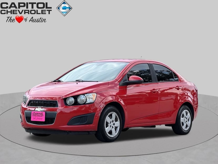 2015 Chevrolet sonic - Image 1