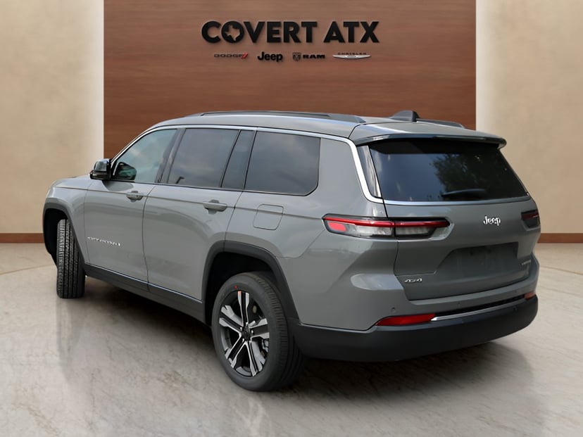 2027 Jeep Grand Cherokee L - Image 1