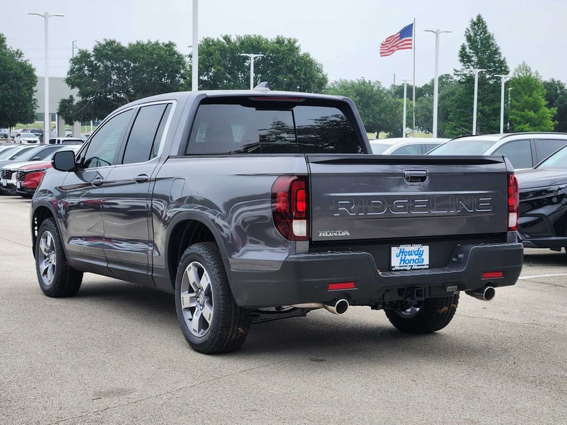 2026 Honda Ridgeline - Image 2