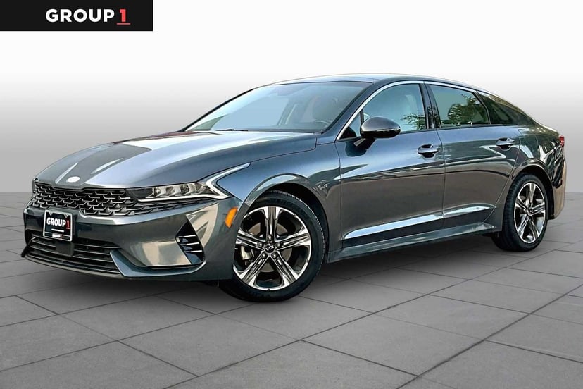 2021 Kia K5 - Image 2