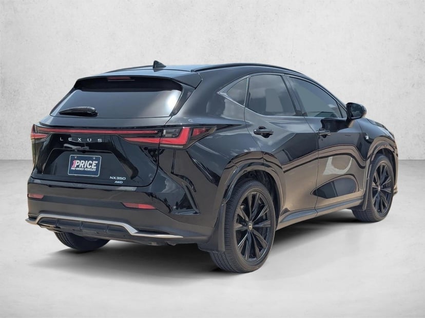 2024 Lexus NX - Image 3