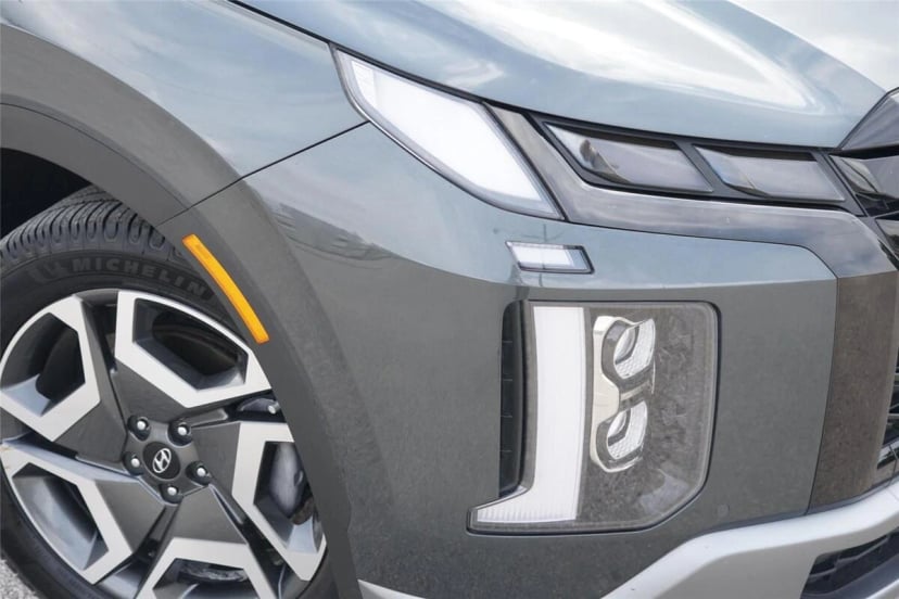 2023 Hyundai Palisade - Image 2