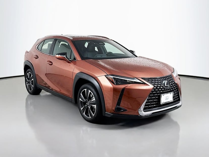 2025 Lexus UX - Image 3