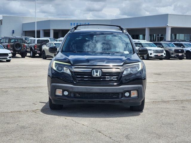2017 Honda Ridgeline - Image 3
