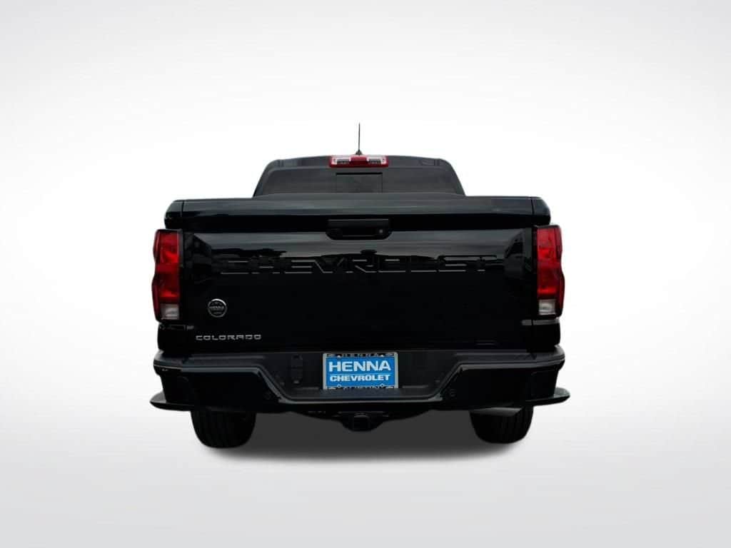 2026 Chevrolet Colorado - Image 3