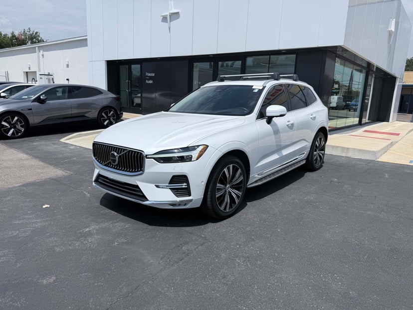 2022 Volvo XC60 - Image 1
