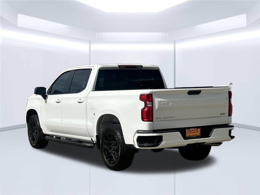 2026 Chevrolet Silverado 1500 - Image 2