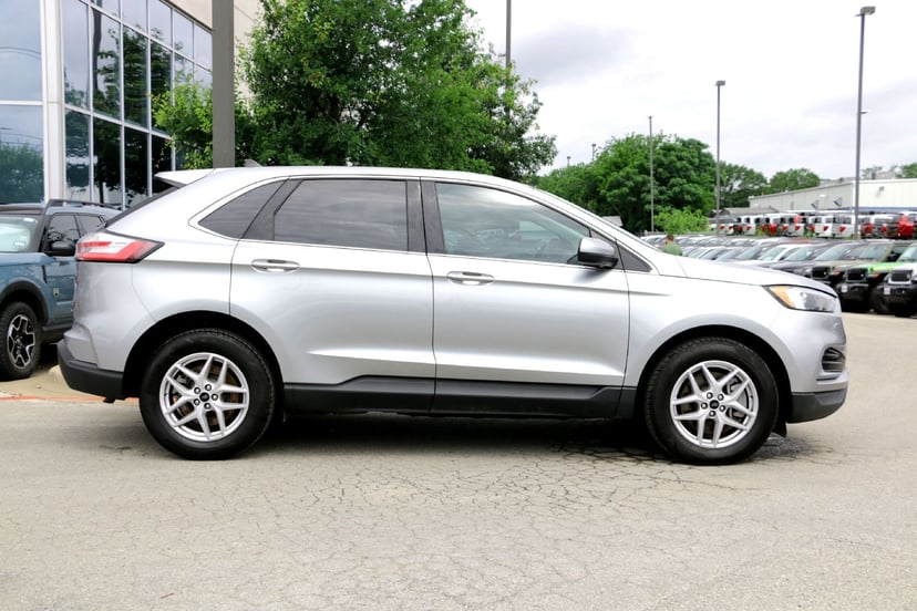 2024 Ford Edge - Image 1