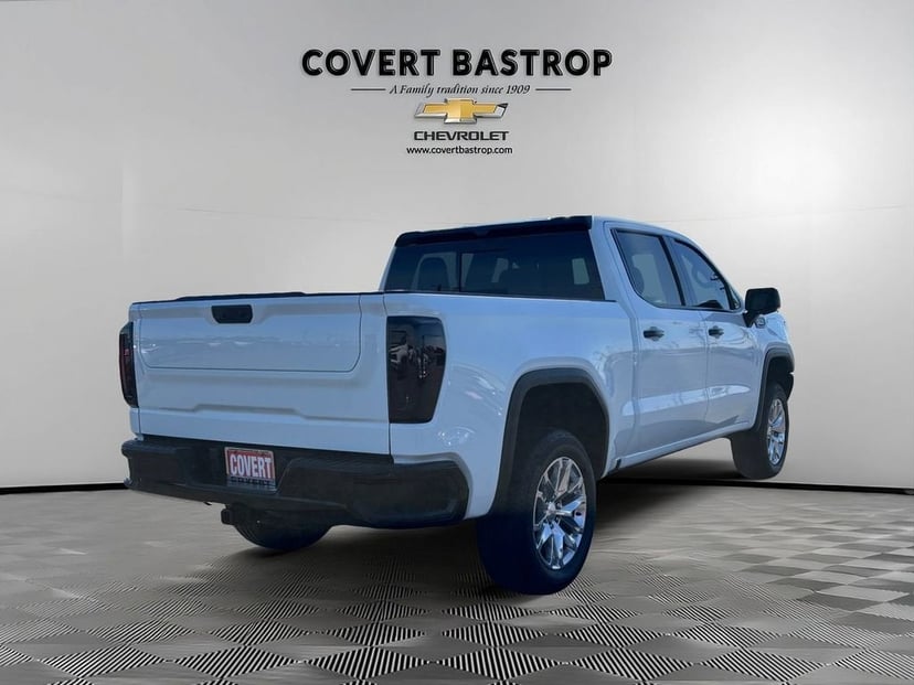 2023 GMC Sierra 1500 - Image 3