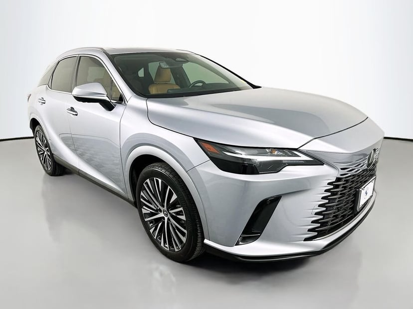2023 Lexus RX - Image 2