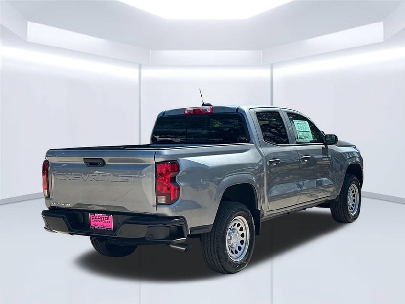 2026 Chevrolet Colorado - Image 3