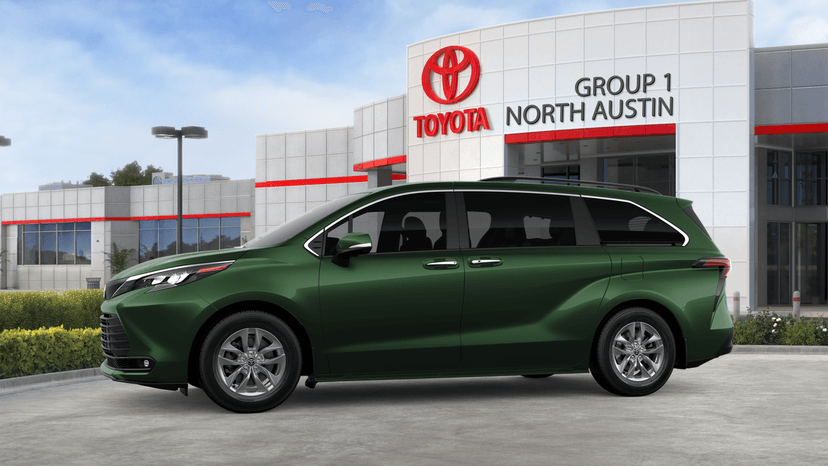 2026 Toyota Sienna - Image 2