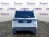 2026 Jeep Grand Wagoneer - Preview 6