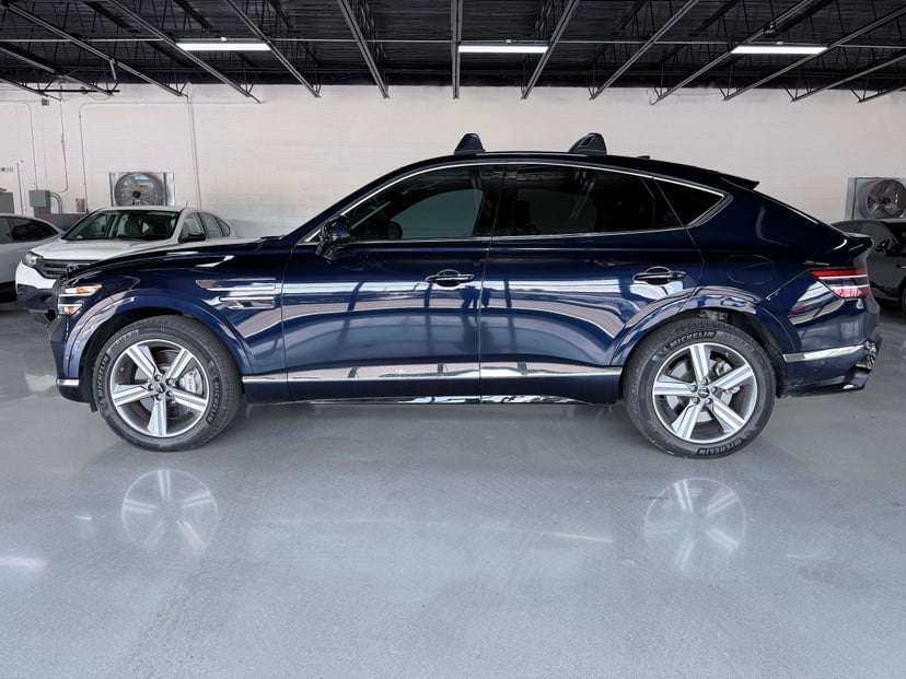 2025 Genesis GV80 - Image 2