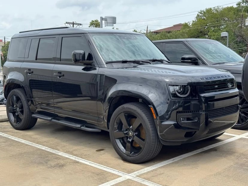 2025 Land Rover Defender - Image 1