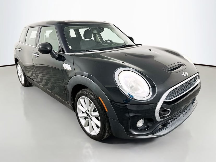 2016 MINI Cooper S Clubman 4D Wagon Black - Image 1