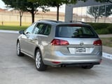 2017 Volkswagen Golf SportWagen - Preview 9