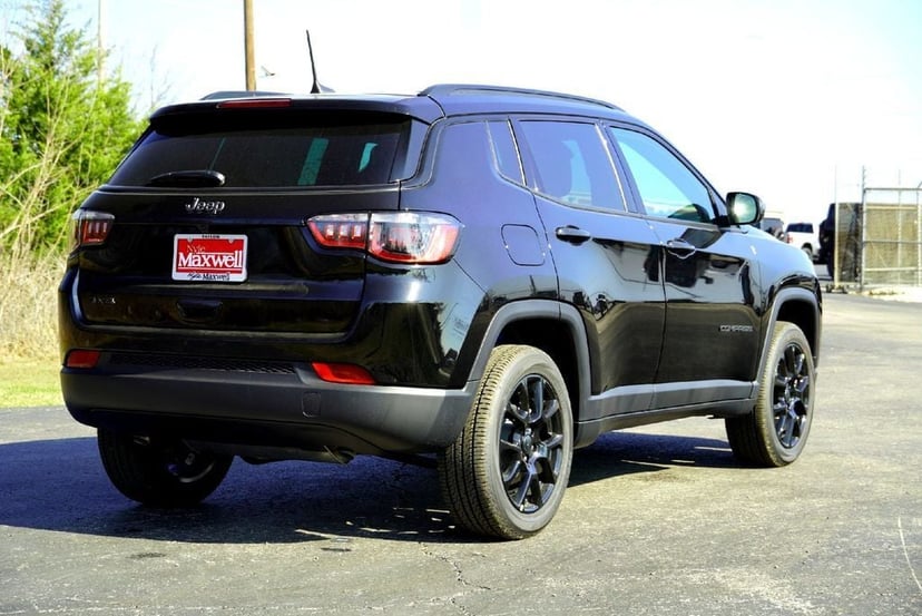 2026 Jeep Compass - Image 3