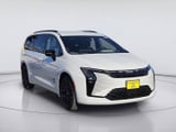 2027 Chrysler Pacifica - Preview 2