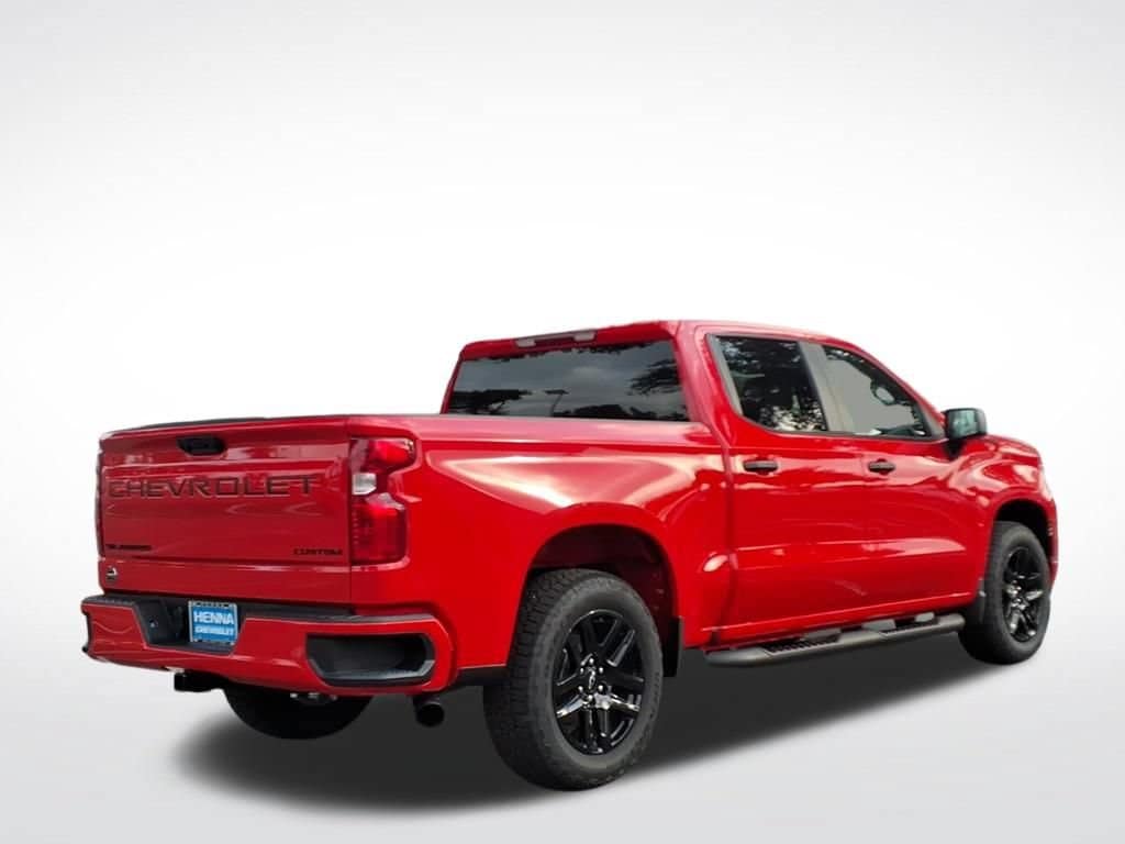 2026 Chevrolet Silverado 1500 - Image 3