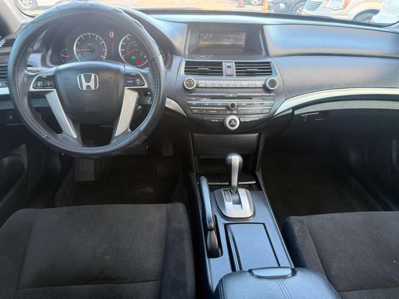 2010 Honda Accord - Image 2