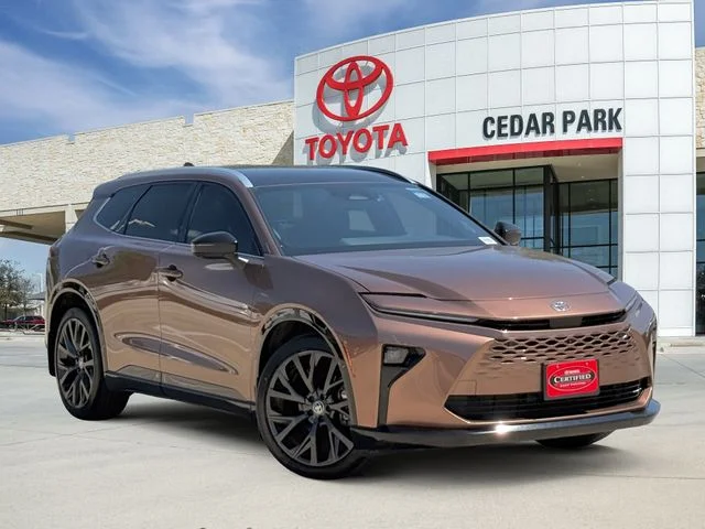 2025 Toyota Crown Signia - Image 1