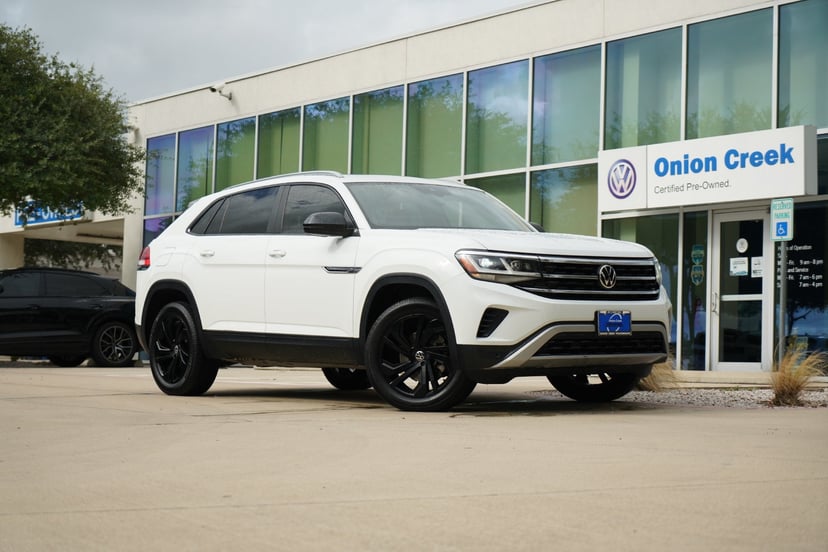 2020 Volkswagen Atlas Cross Sport - Image 1