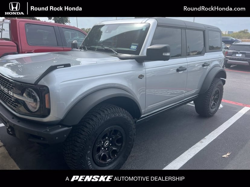 2023 Ford Bronco - Image 1