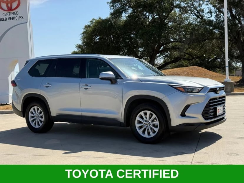 2025 Toyota Grand Highlander - Image 1
