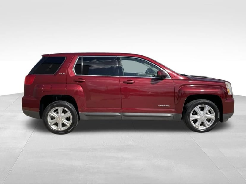 2017 GMC Terrain - Image 2