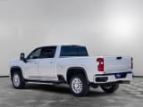 2022 Chevrolet Silverado - Preview 5