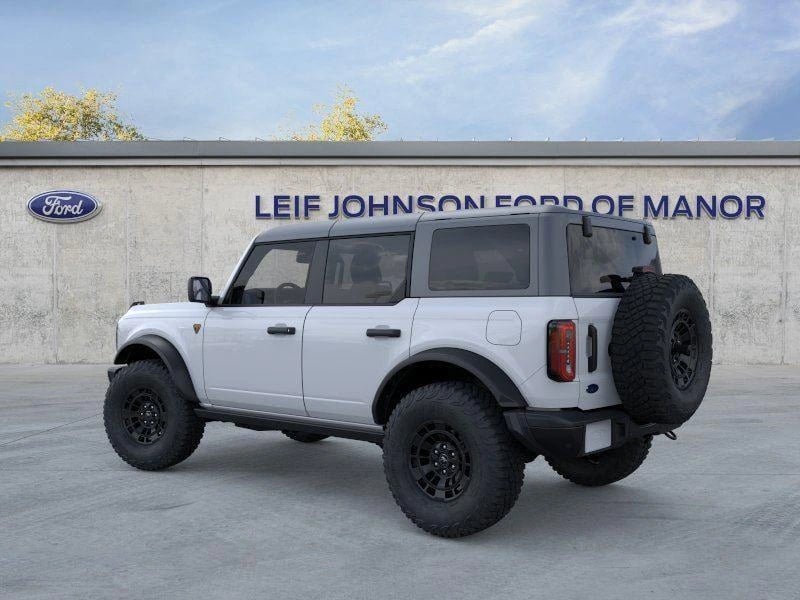 2026 Ford Bronco - Image 2