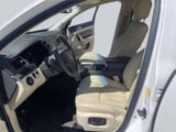 2014 Lincoln MKS - Preview 11