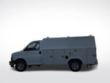 2026 Chevrolet Express Cutaway - Preview 6