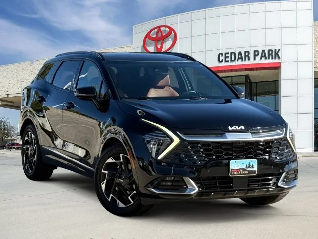 2023 Kia Sportage - Image 1