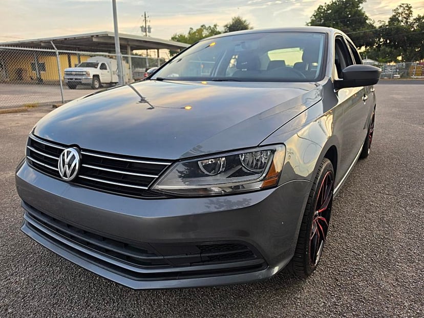2017 Volkswagen Jetta - Image 1