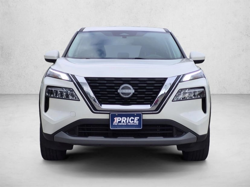 2023 Nissan Rogue - Image 3