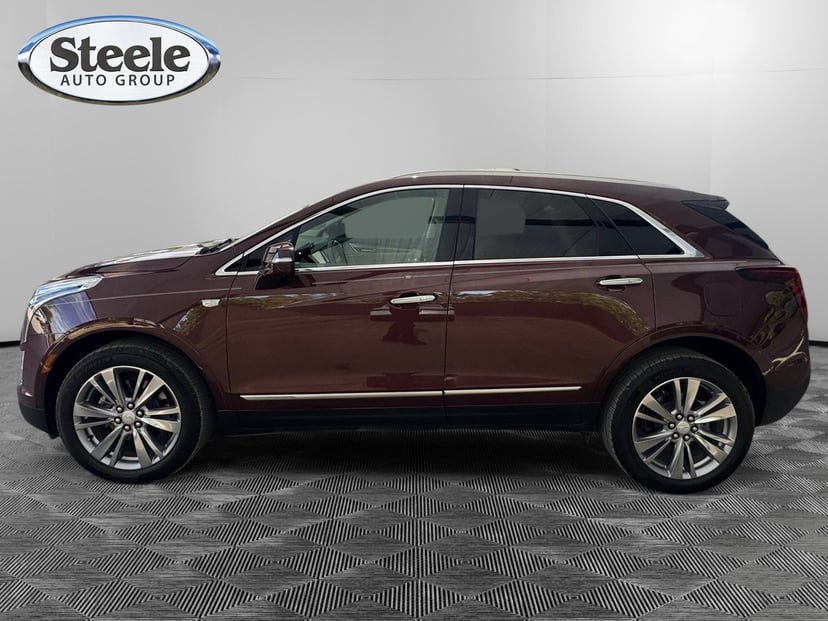 2023 Cadillac XT5 - Image 2